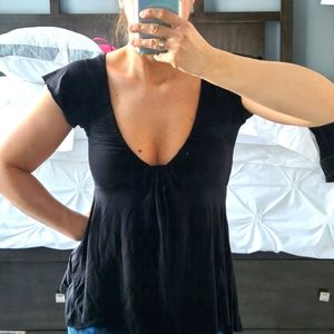 Aritzia Wilfred V-Neck Top